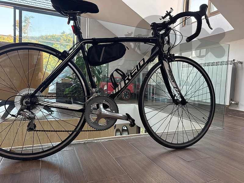 Reid Falco Road Bike Lightweight Aluminum/Carbon Mix (Excellent cond
