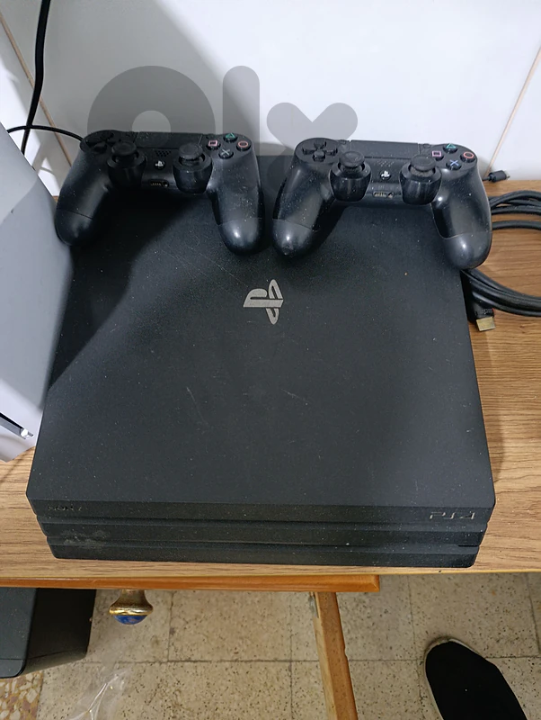 ps4 Pro 2 Original Controllers+ 4 Games