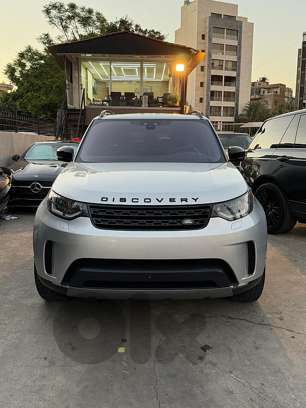 Land Rover Discovery 2018 Hse clean carfax 70.000 miles