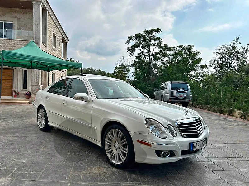 Mercedes-Benz E211 2008