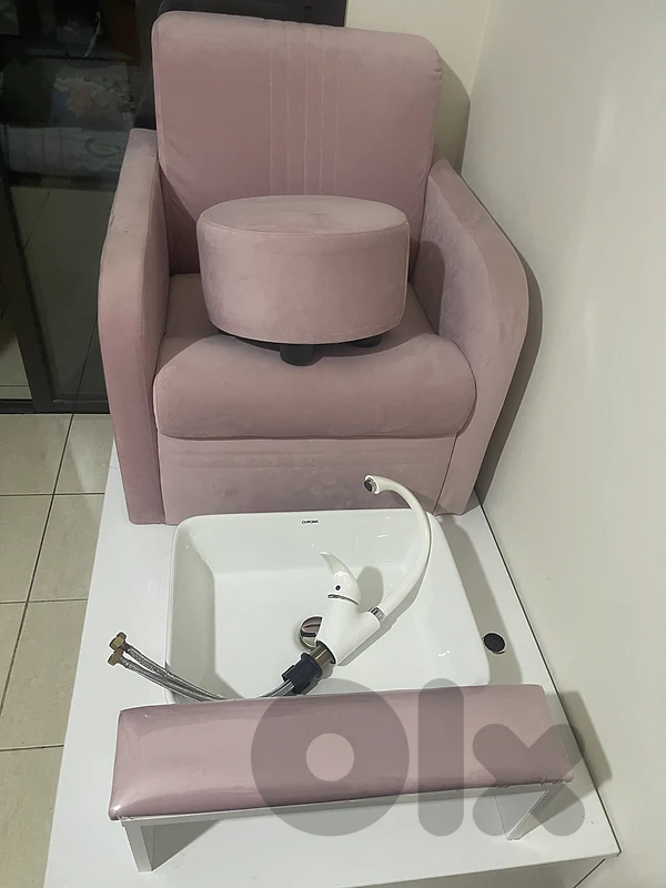 pedicure chair
