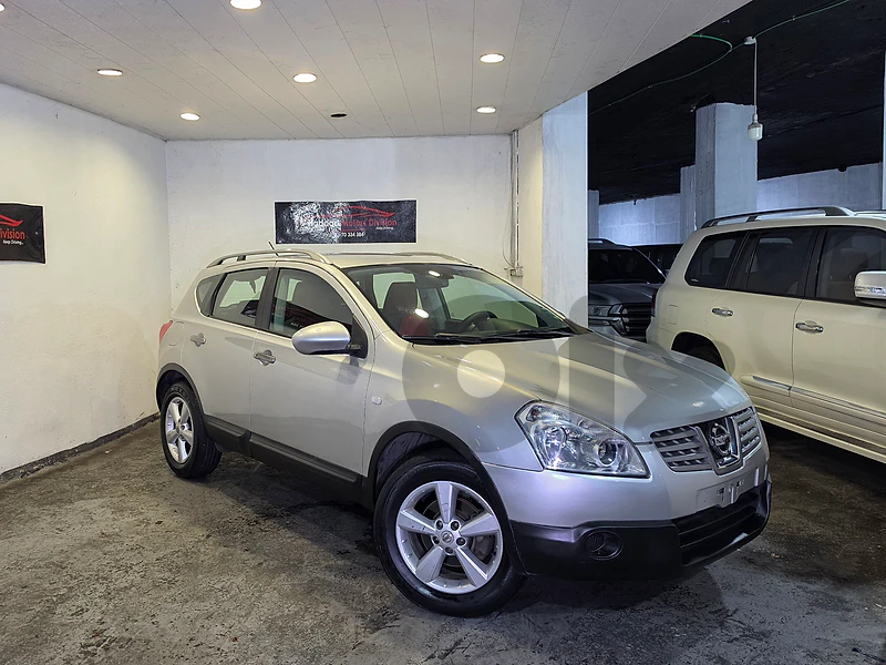 2010 Nissan Qashqai 4WD Company Source Rymco 1 Owner Like New!