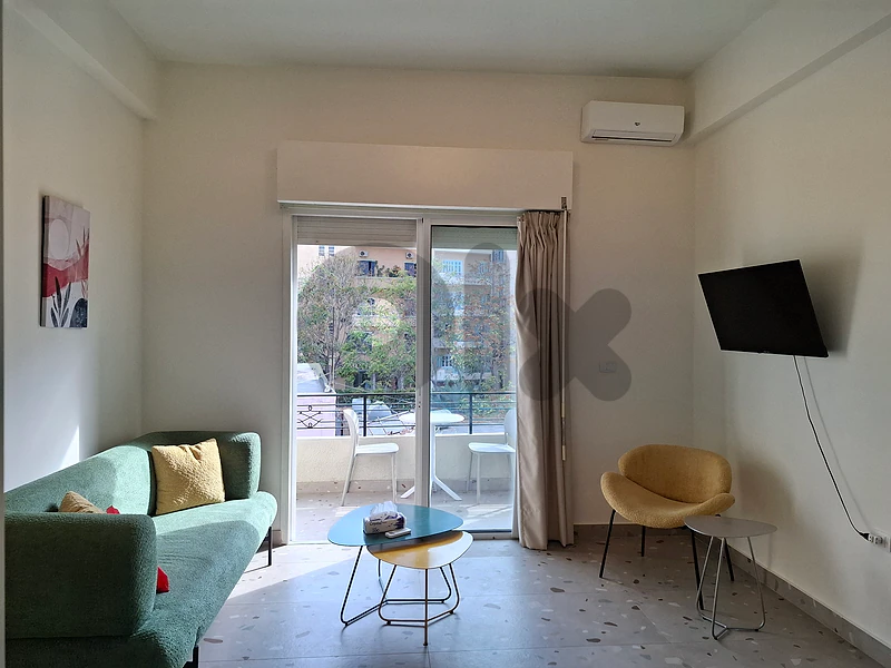 A bright, modern 2-br apartment in Mar Mkhayel- Gemayzeh