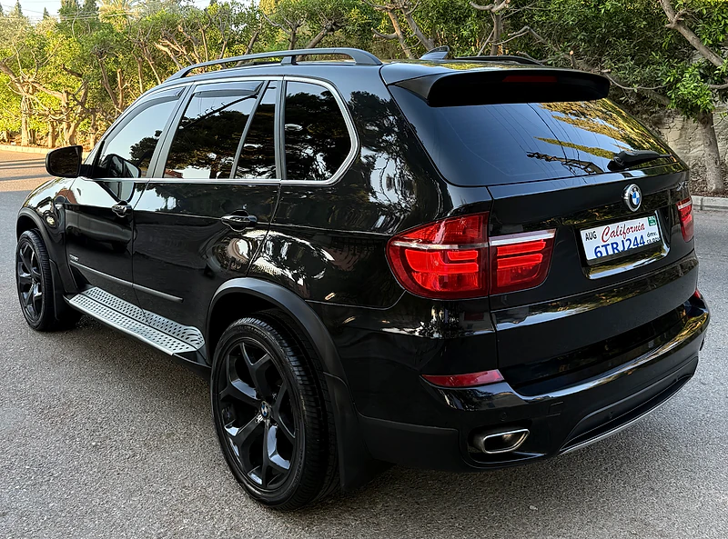 BMW X5 2012 BMW X5 2012 V8 5.0i twin turbo