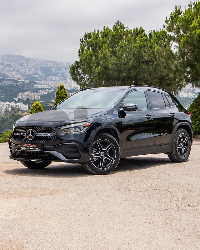 Mercedes-Benz GLA 250 2021 . Clean Carfax