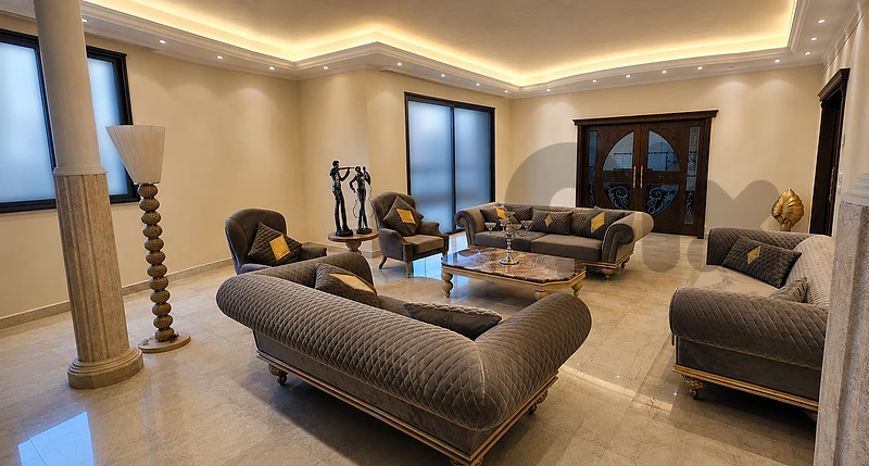 Luxury Furnished Apartment for Sale in Jnahشقة فاخرة مفروشة للبيع