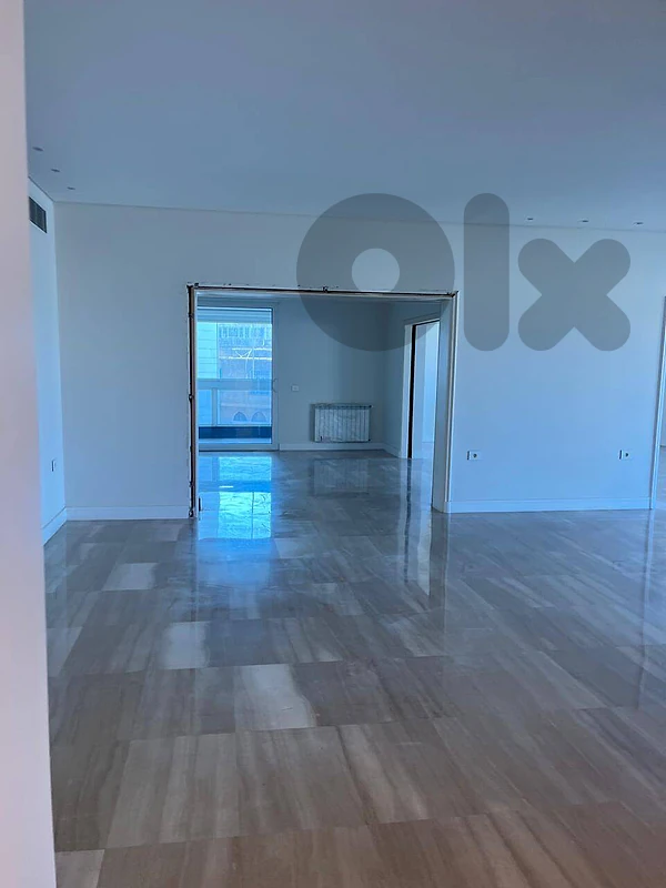 Spacious apartment in Achrafieh for rent/شقة واسعة في الأشرفية للايجار