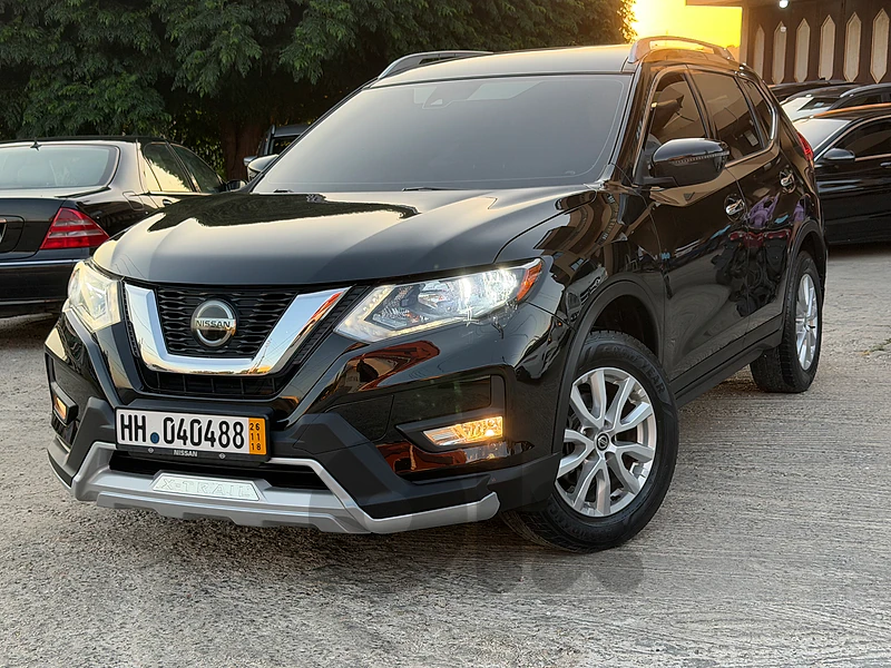 Nissan Rogue model 2019 SV 4wd 60000 miles