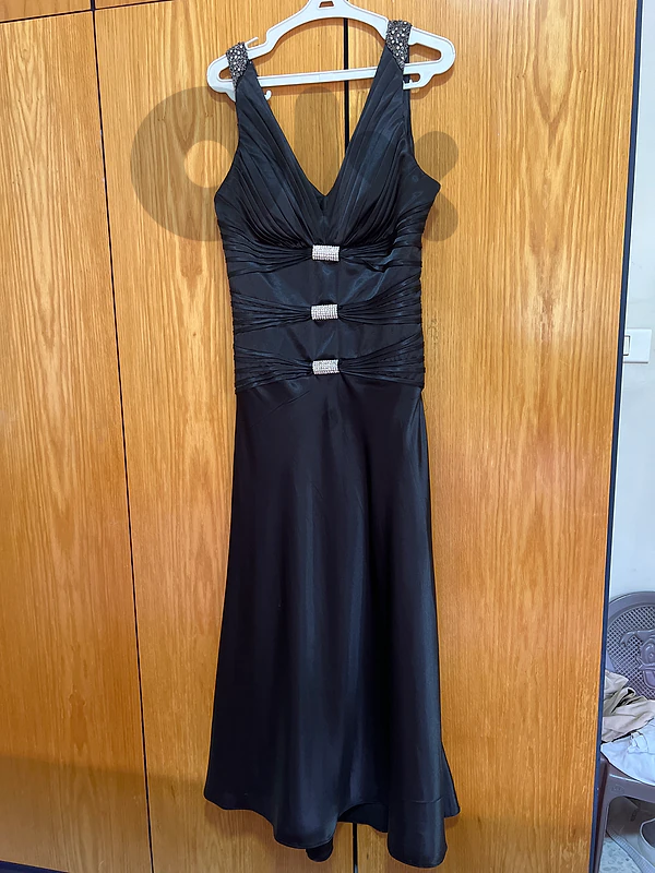 black dress
