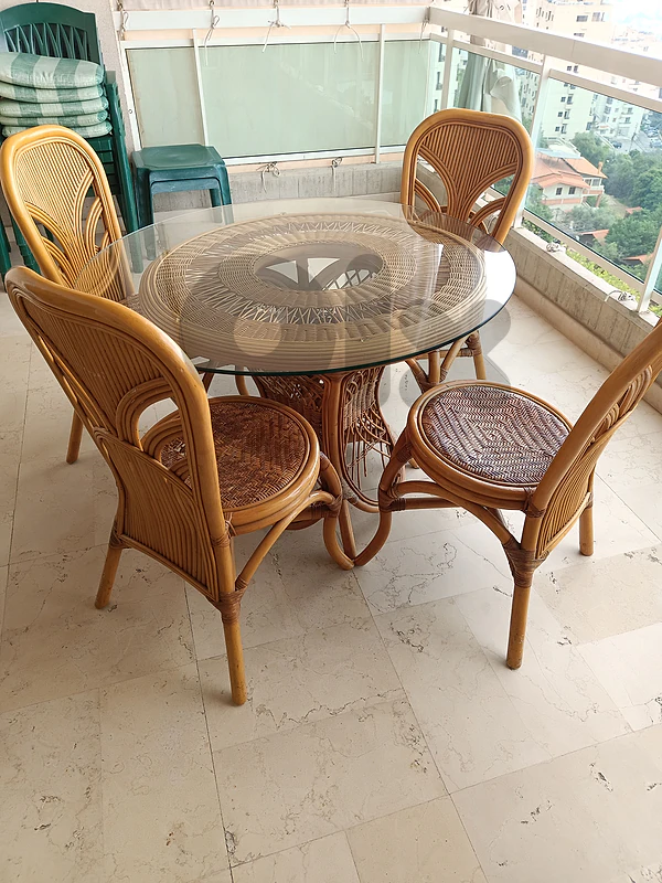 balcony furniture