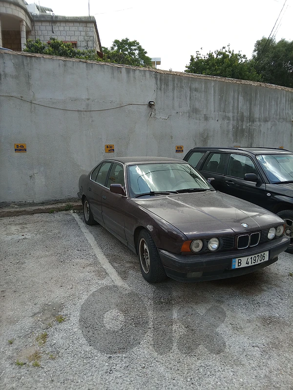BMW 5-Series 1992 good