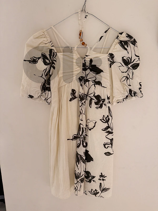 Zara summer dress size:8 good condition