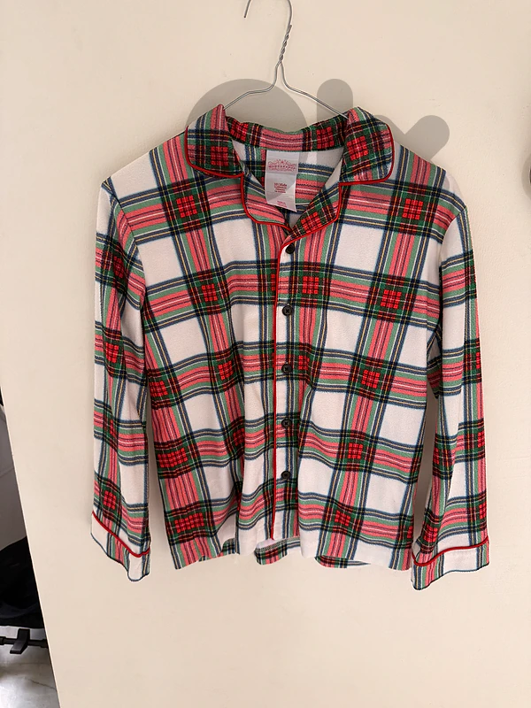pijama sweater size:10 in good condition