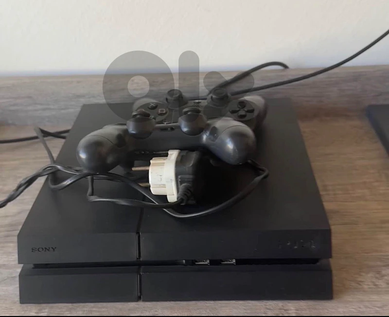 PS4 regulra not slim