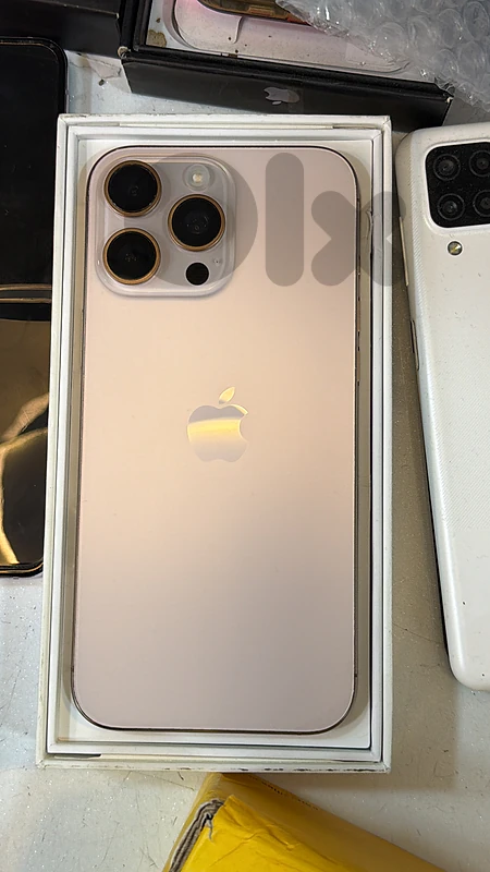 iphone 16 pro max 256 batary 96%