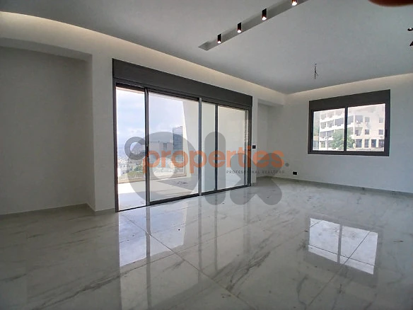 Aparmtent For Sale In Nahr Ibrahim شقة للبيع في نهر إبراهيم CPJGK124