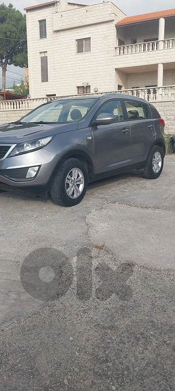 Kia Sportage 2012 verry clean lebanese company