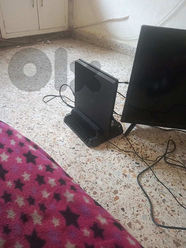 ps4 معدله مع شاشه 32 inch مع ups