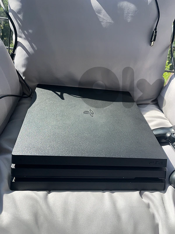 PS4 PRO 1TB