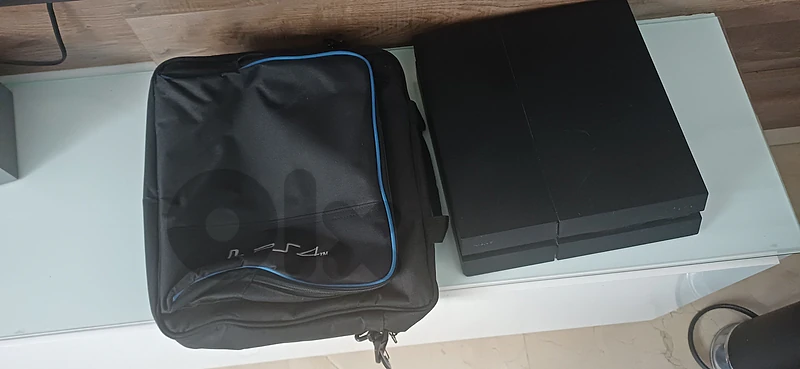used like new ps4