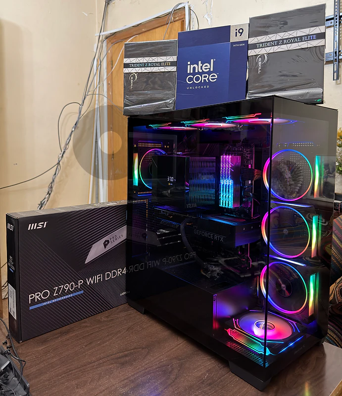 Gaming/Rendering PC Prebuilt New i9 14900K 32GB Ram RTX 5070