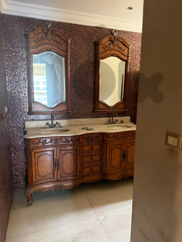Apartment For Sale in Ramlet el Bayda