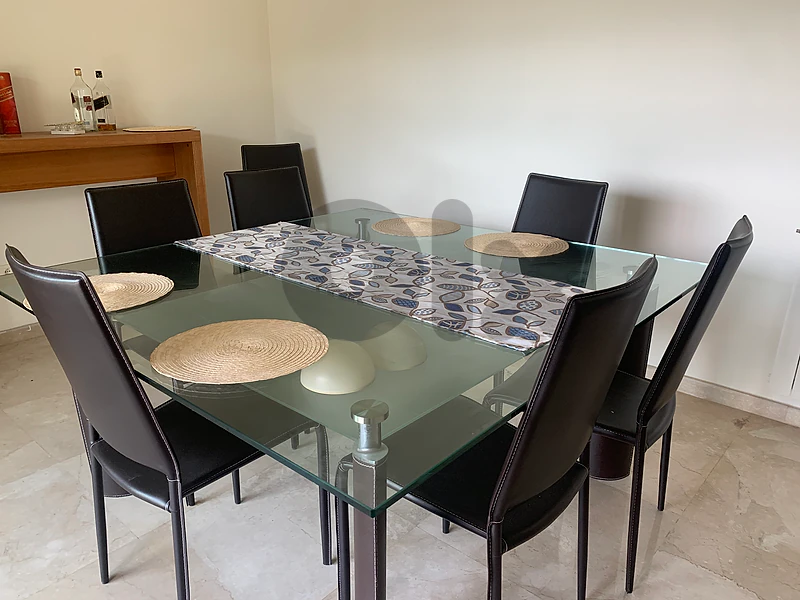 Modern dinning room