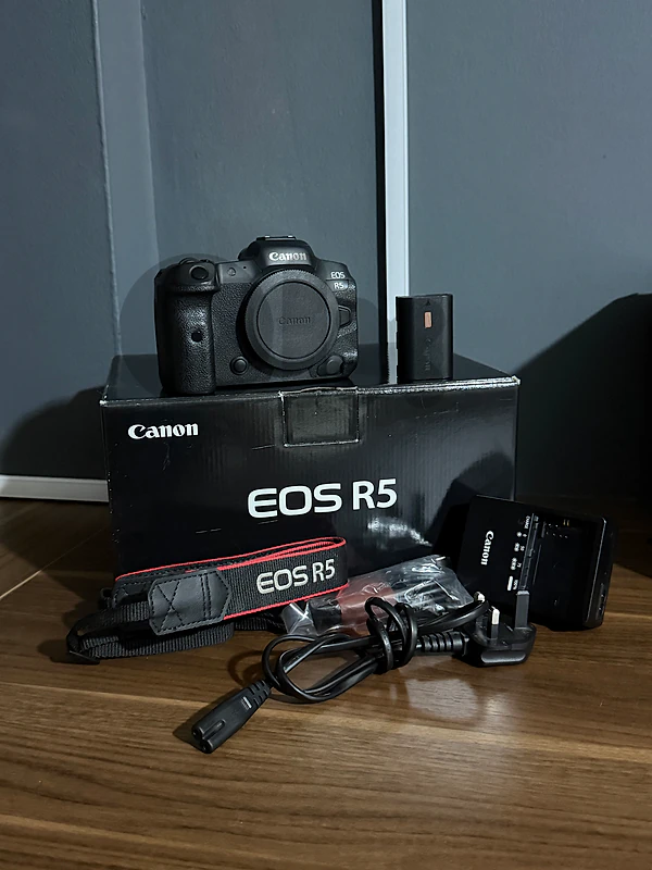 CANON R5