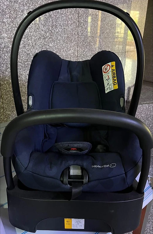 Bébé Confort carseat