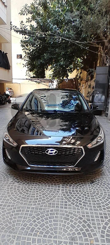 Hyundai Elantra GT 2019
