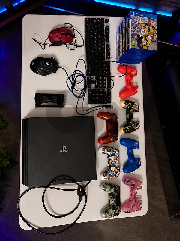 ⭐ PS4 Pro 1TB Bundle – Great Condition – Full Gaming Package