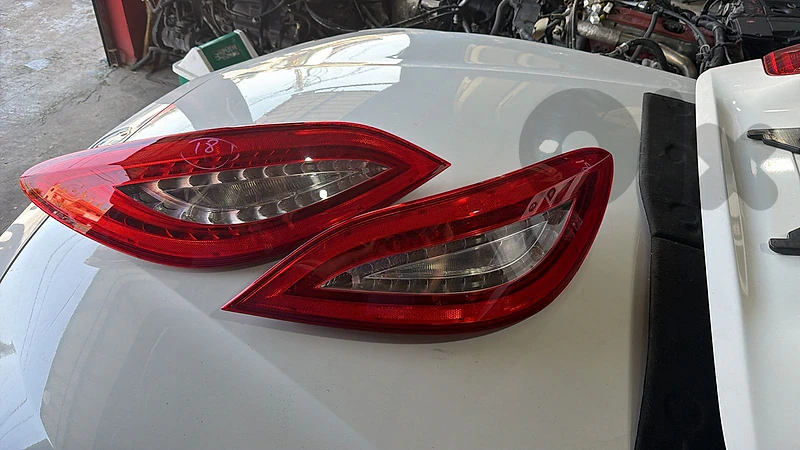rear lights mercades