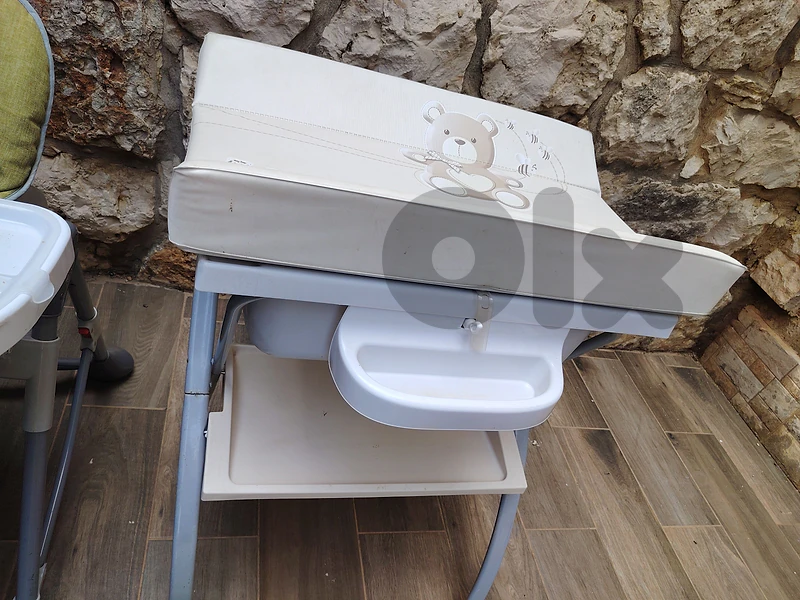 Baby bathtub like New