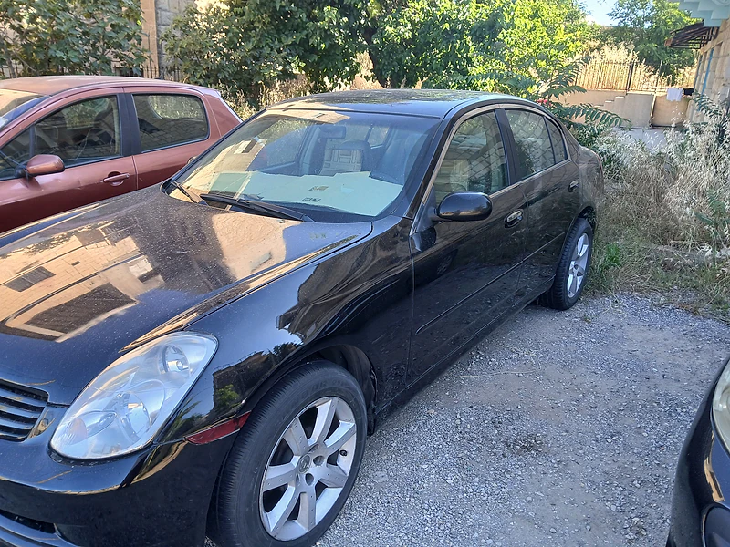 Infiniti.  G-Series.  2003