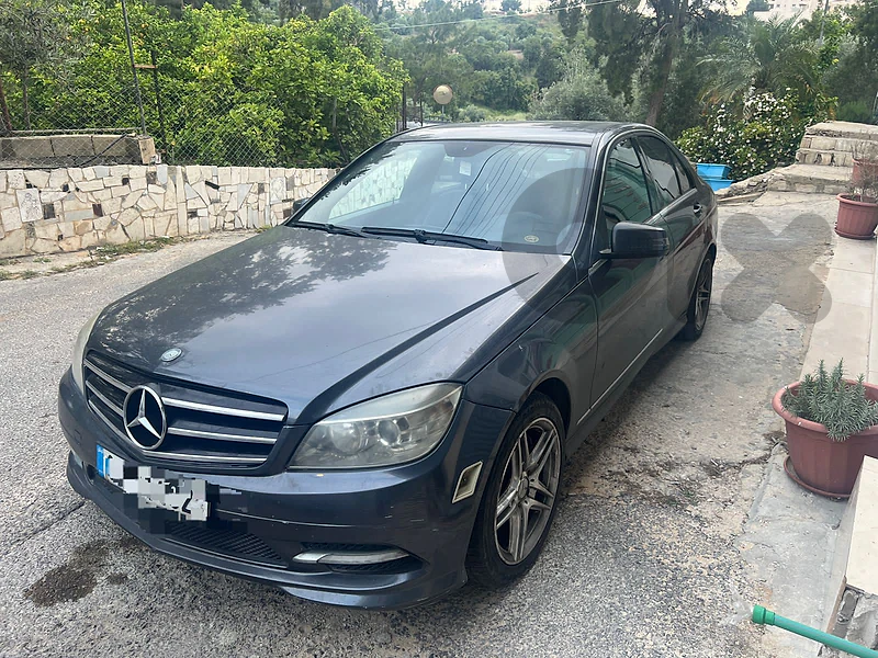 Mercedes-Benz C-Class 2010