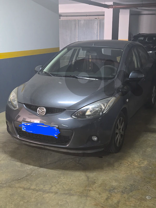 Mazda 2 2009 hatchback