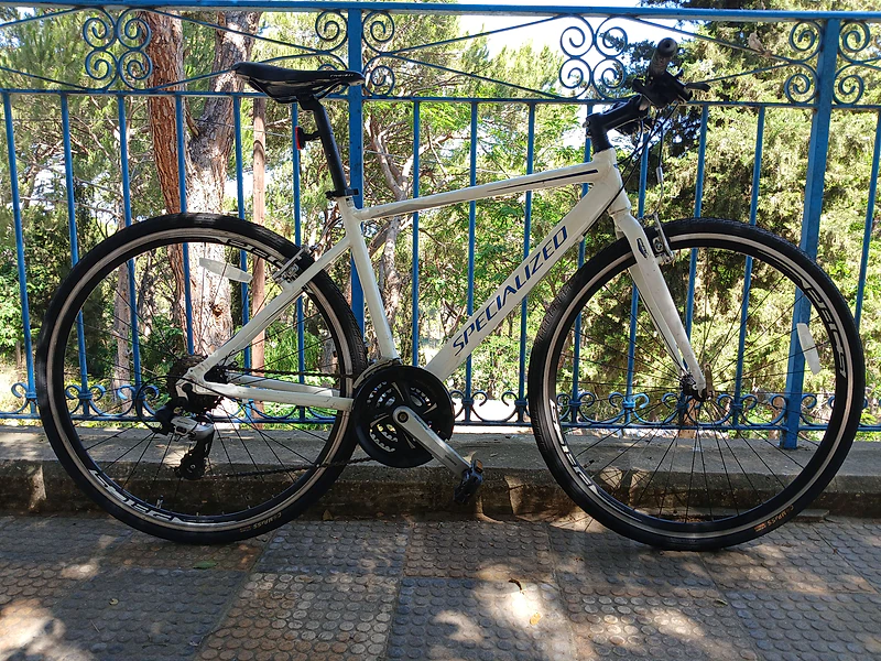 specialized sirrus