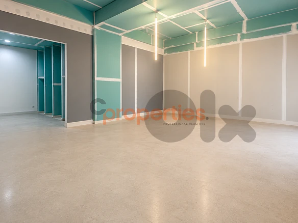 Showroom For Rent in Downtown Beirutصالة للإيجار في وسط بيروت CPBHS112