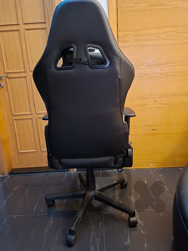 gaming chair