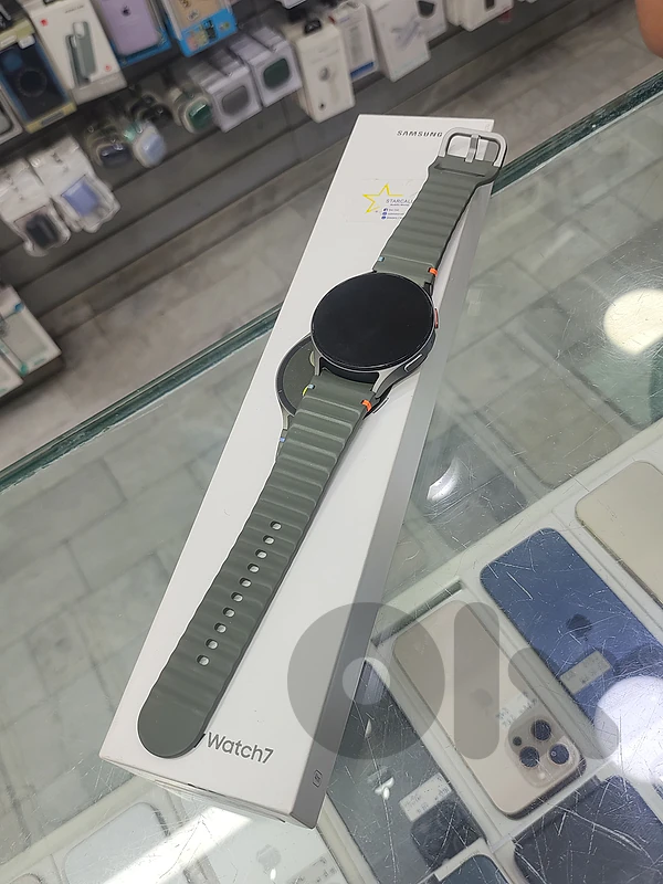 Samsung Galaxy watch 7 used