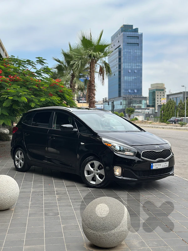 Kia Carens 2015 2015 Kia Rondo – Excellent Condition – For Sale