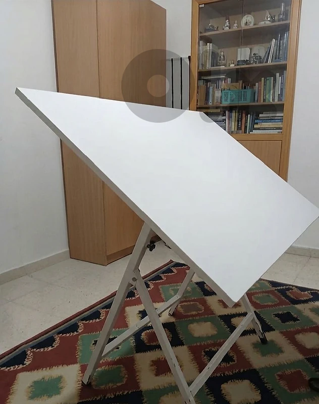 طاولة هندسة مع كرسي