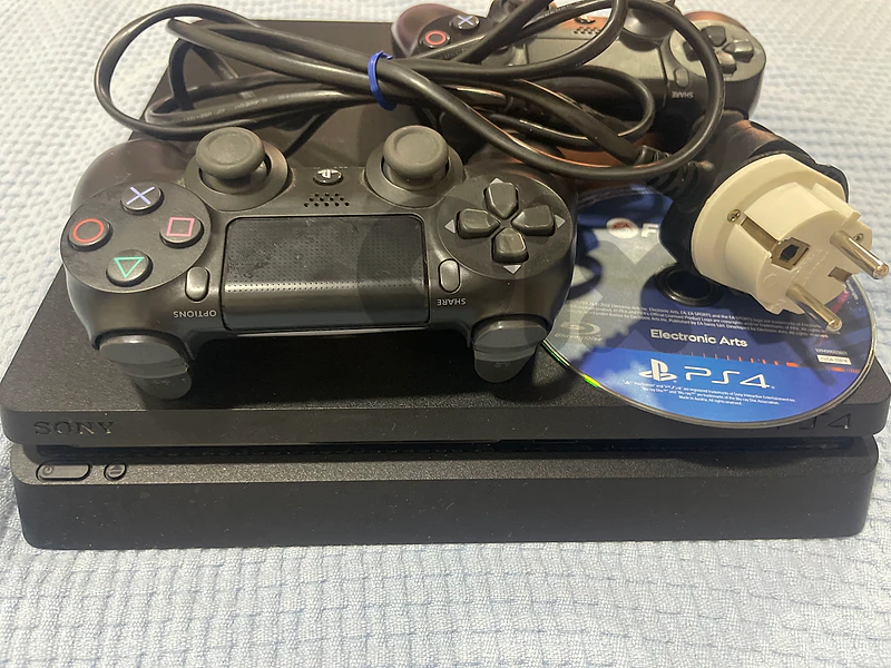 playsation4 slim 1 tera gb