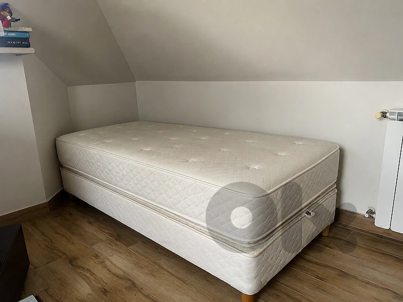 Bed & Mattress