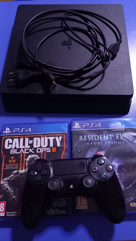 PS4 console