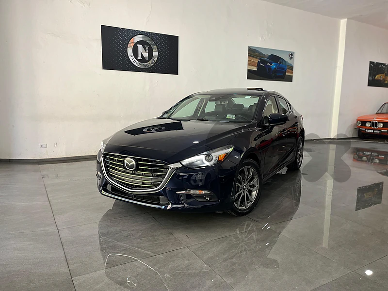 Mazda 3 Grand Touring V4 2.5L 2018 Low Milage