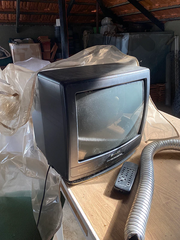 13 inch vintage tv - Sharp
