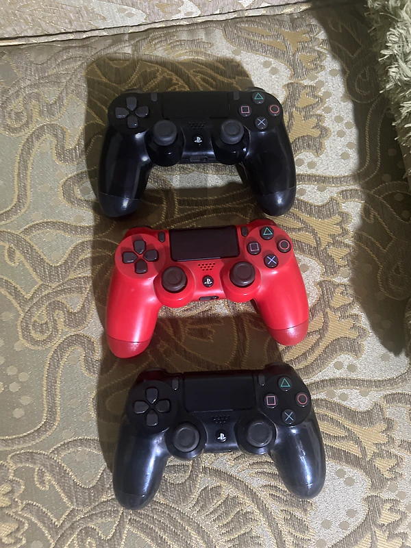 ps4 controllers