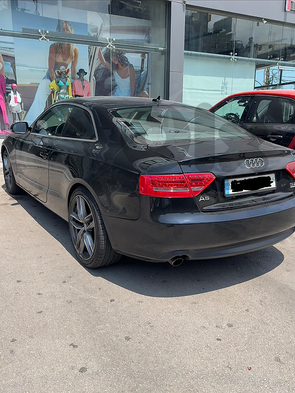Audi A5 2011 3.2L Quattro