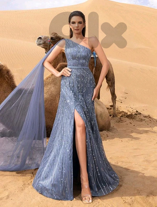 dress for a wedding